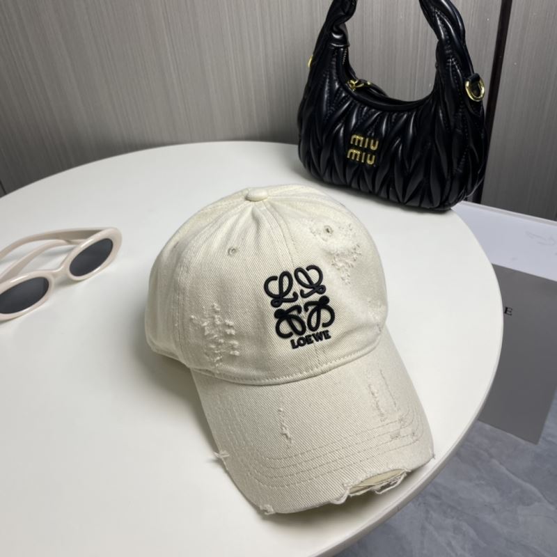 Loewe Caps